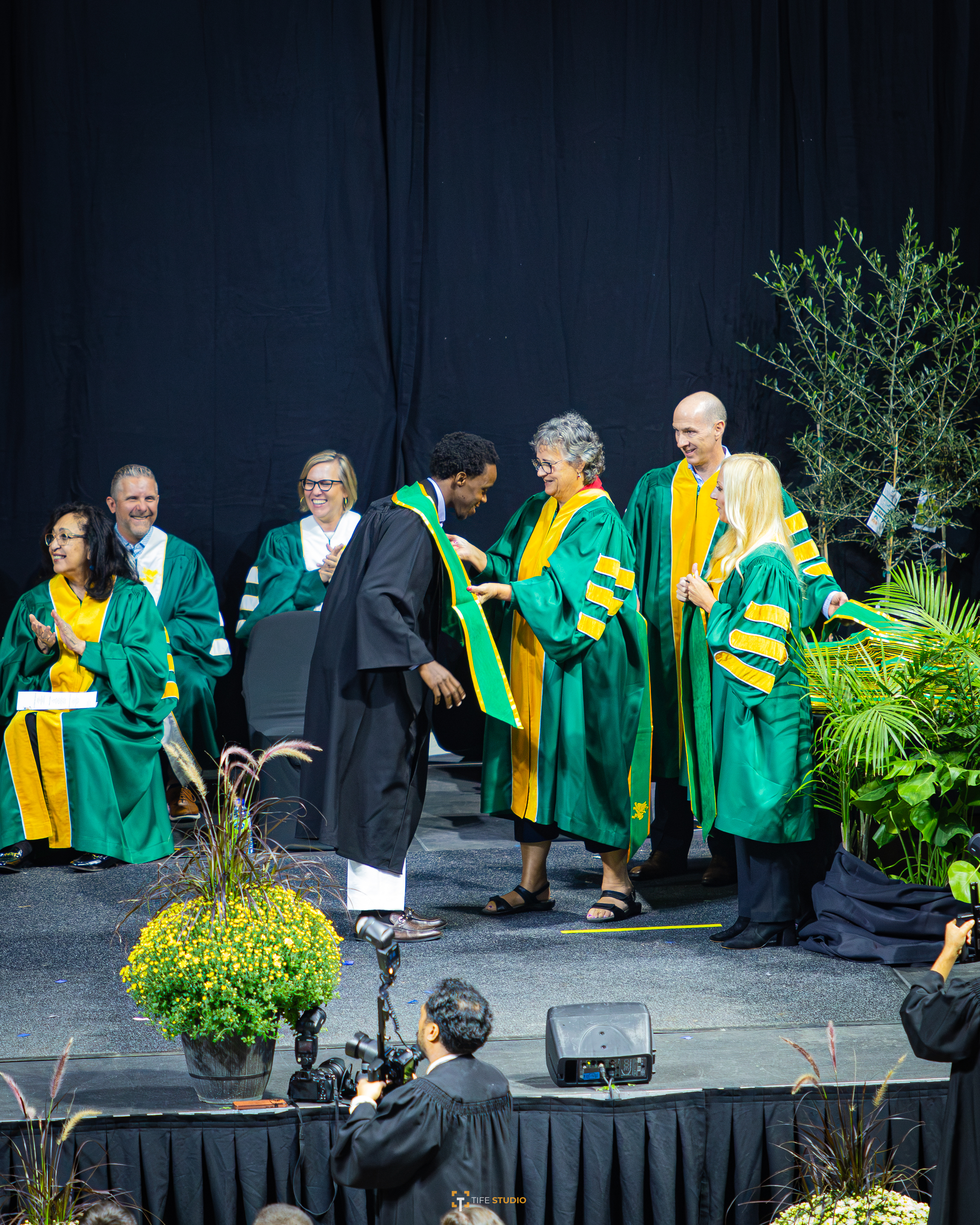 Graduation day portrait session